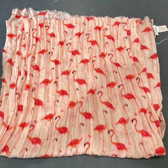 KATE SPADE Women Strut Your Stuff Scarf Wrap Large Pink festive Flamingo - Picture 2 of 3